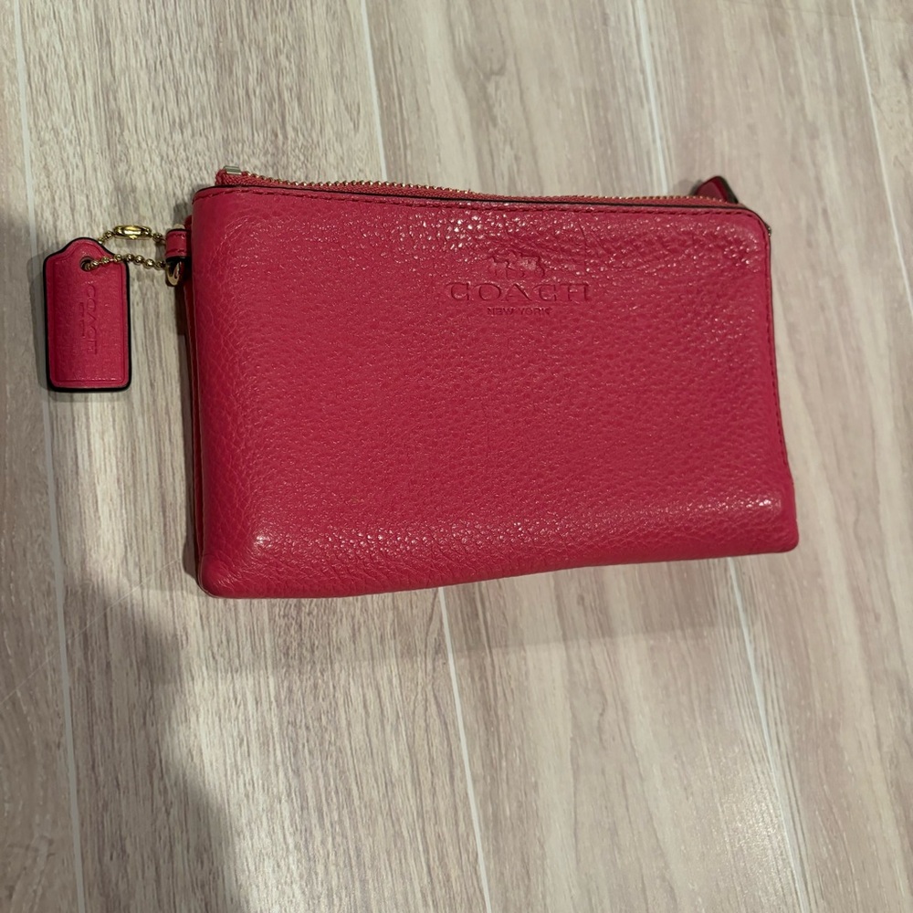 Coach Double Zipper Pink Pebbled Leather Wallet Clutch